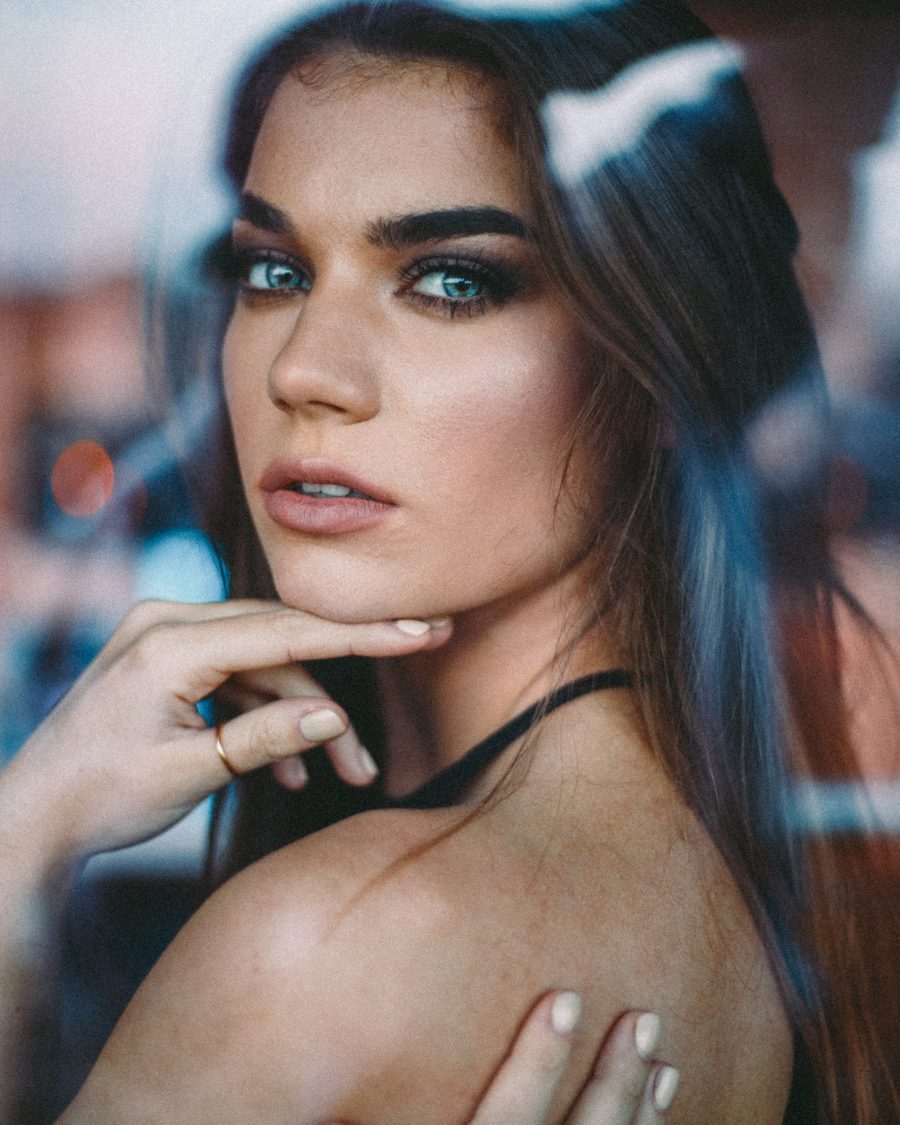 Holly — portrait photograph